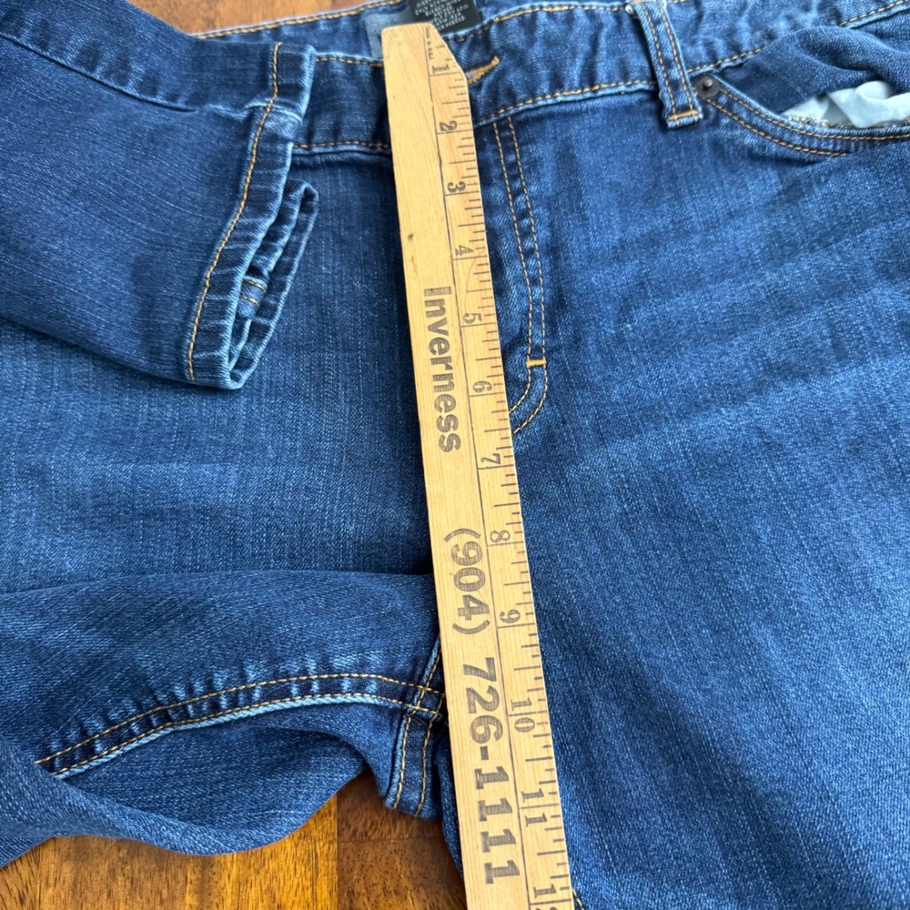 Mossimo Womens Curvy Bootcut Jeans Medium Wash Size 18S - Picture 9 of 11